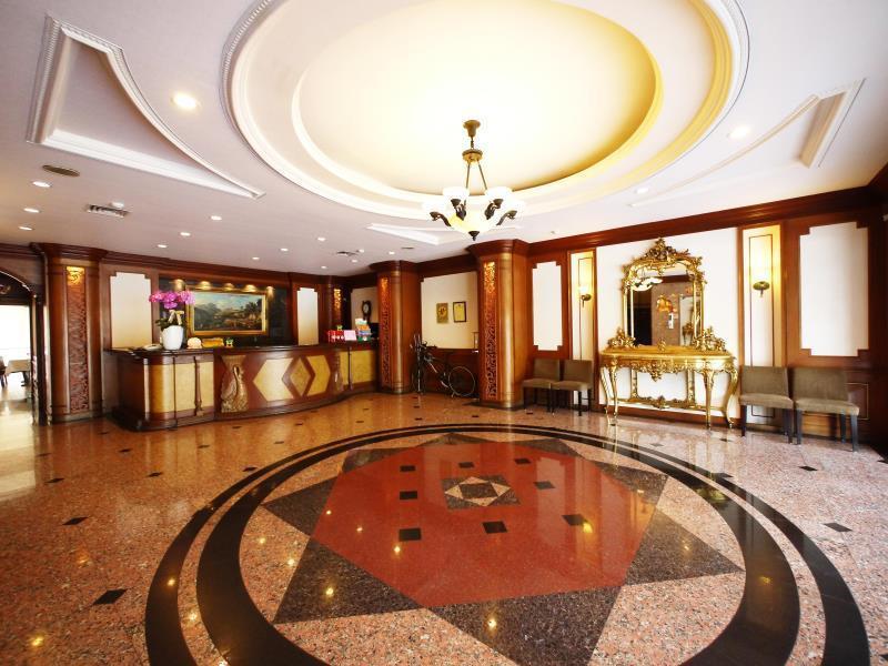 Emperor Hotel Kaohsiung Exterior photo